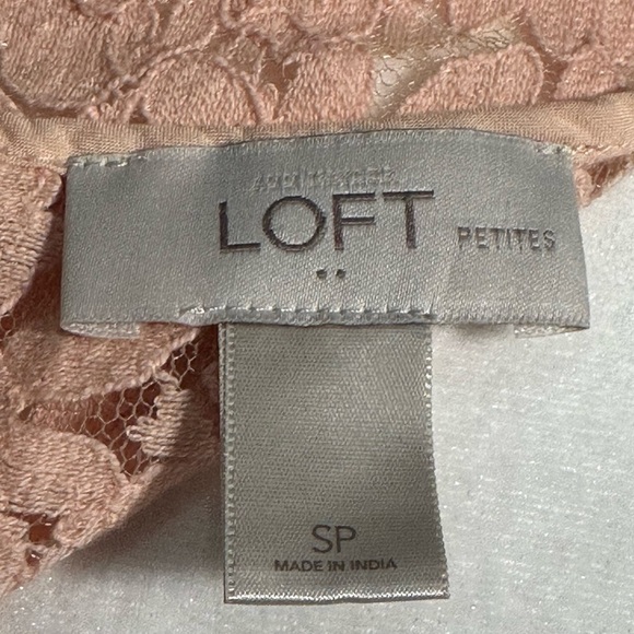 Loft Women’s Peach Crochet Pleated Tank Top Size SP - Picture 5 of 7